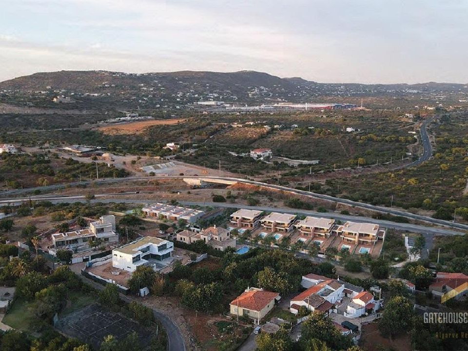 Helårsgrund i Almancil, Faro - foto 1