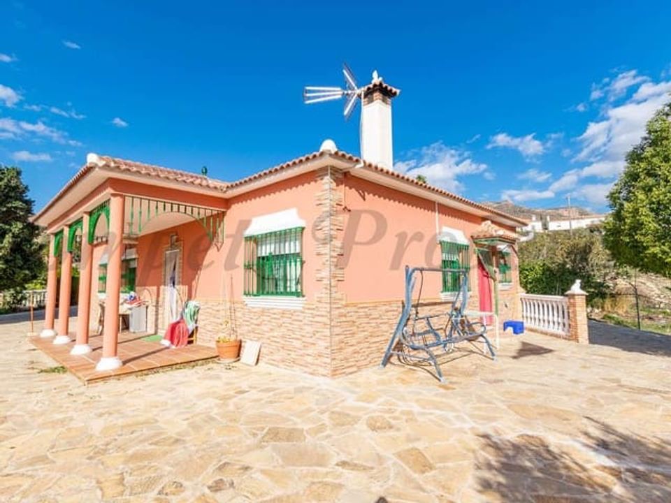 Villa i Alcaucin, Malaga - foto 1