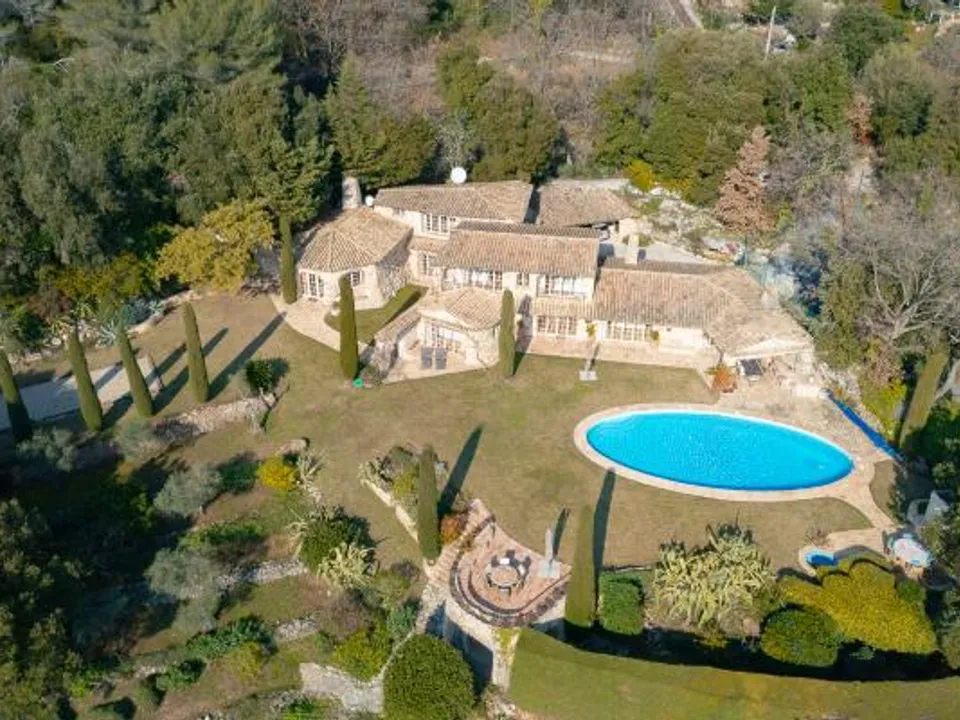 Villa i Tourrettes-sur-Loup, Alpes-Maritimes - foto 4