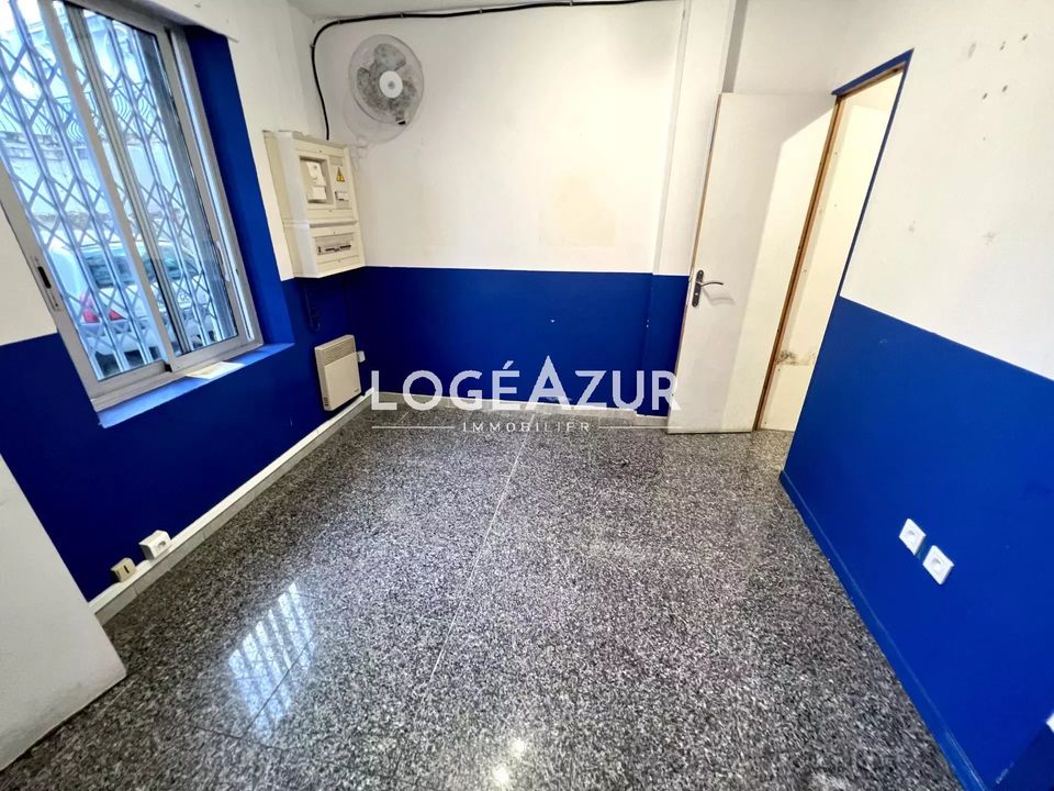 Propiedad comercial en Golfe-Juan, Alpes-Maritimes - foto 5