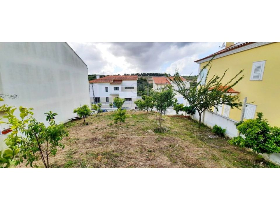 Helårsgrund i Santa Iria de Azoia, Lisbon - foto 4