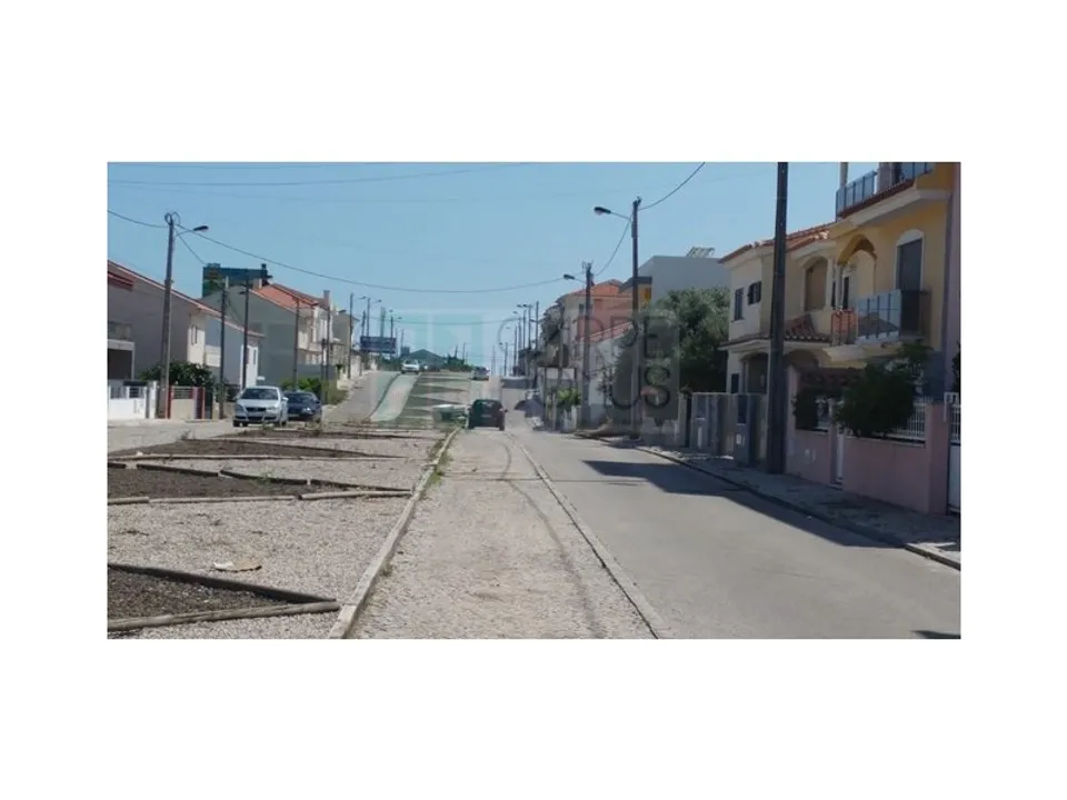 Helårsgrund i Santa Iria de Azoia, Lisbon - foto 3