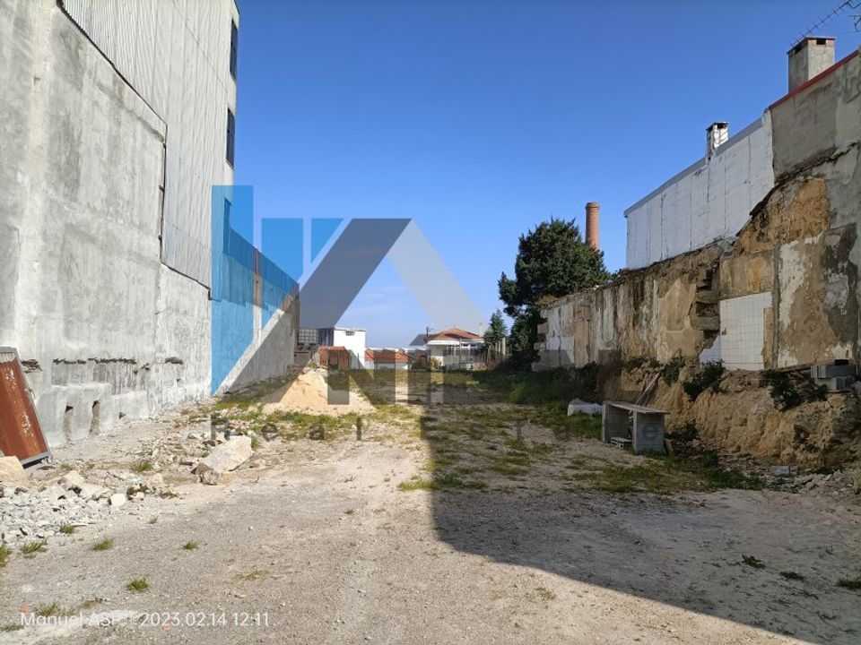 Helårsgrund i Oliveira do Douro, Porto - foto 1