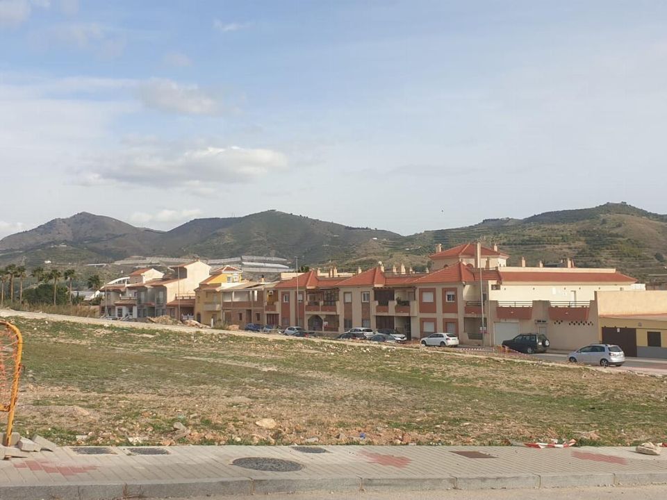 Helårsgrund i Lobres, Granada - foto 1