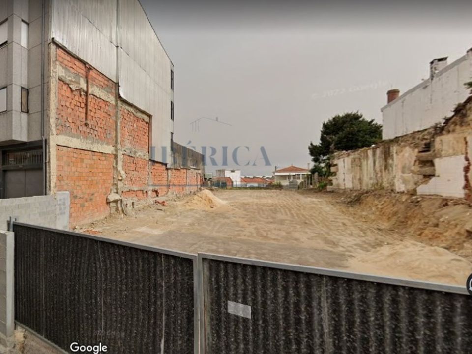 Grond in Oliveira do Douro, Porto - foto 1