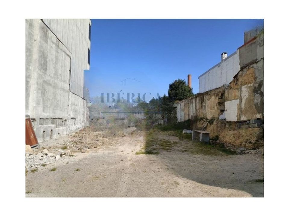 Grond in Oliveira do Douro, Porto - foto 4