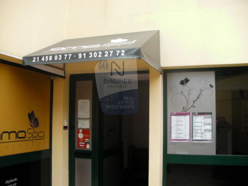 Erhvervsejendom i Carcavelos, Lisbon - foto 2