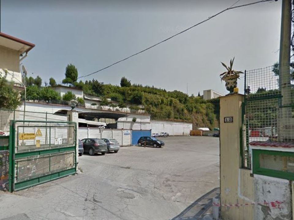 L'establiment comercial a Salerno, Salerno - foto 1