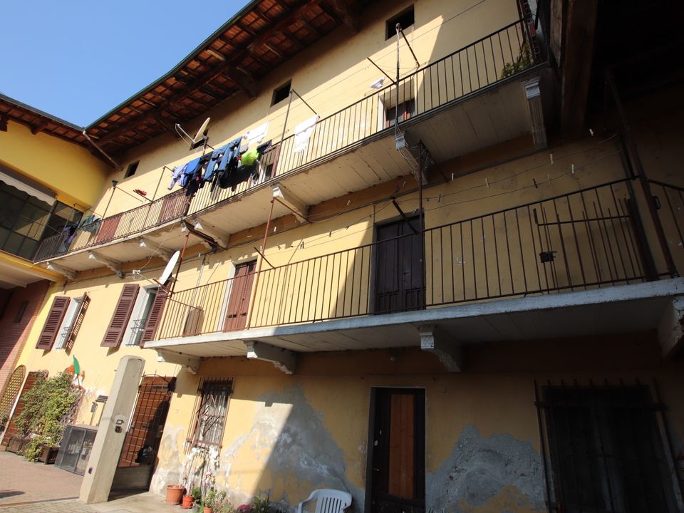 Byhus i Momo, Novara - foto 1