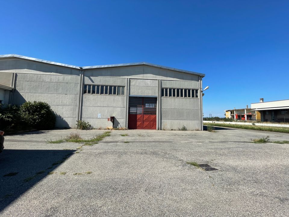 Propriedade comercial em Caltignaga, Novara - foto 5
