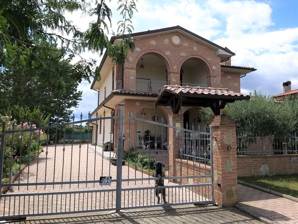 Villa i Castiglione del Lago, Perugia - foto 1