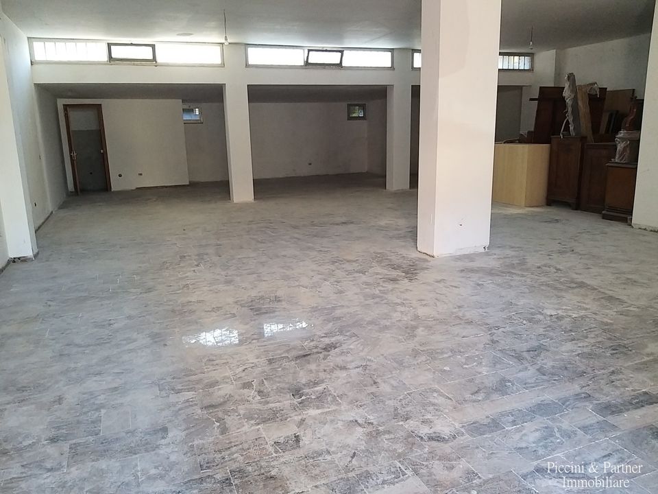 Erhvervsejendom i Perugia, Perugia - foto 2