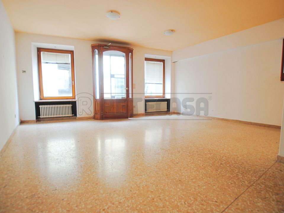 Erhvervsejendom i Cornedo Vicentino, Vicenza - foto 1