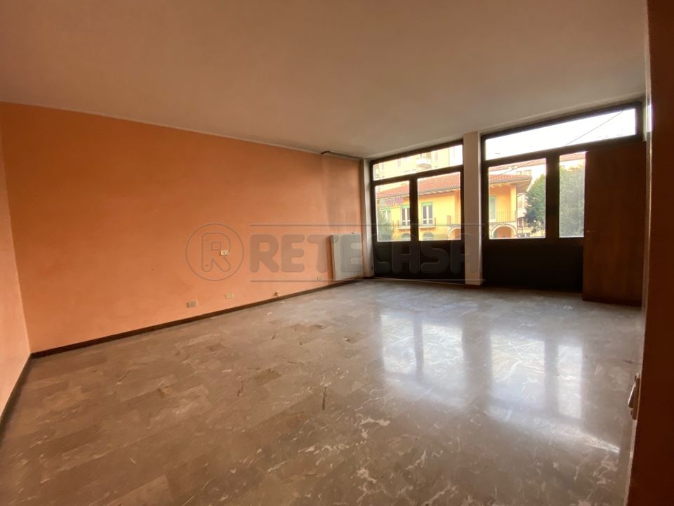 Erhvervsejendom i Bassano del Grappa, Vicenza - foto 1