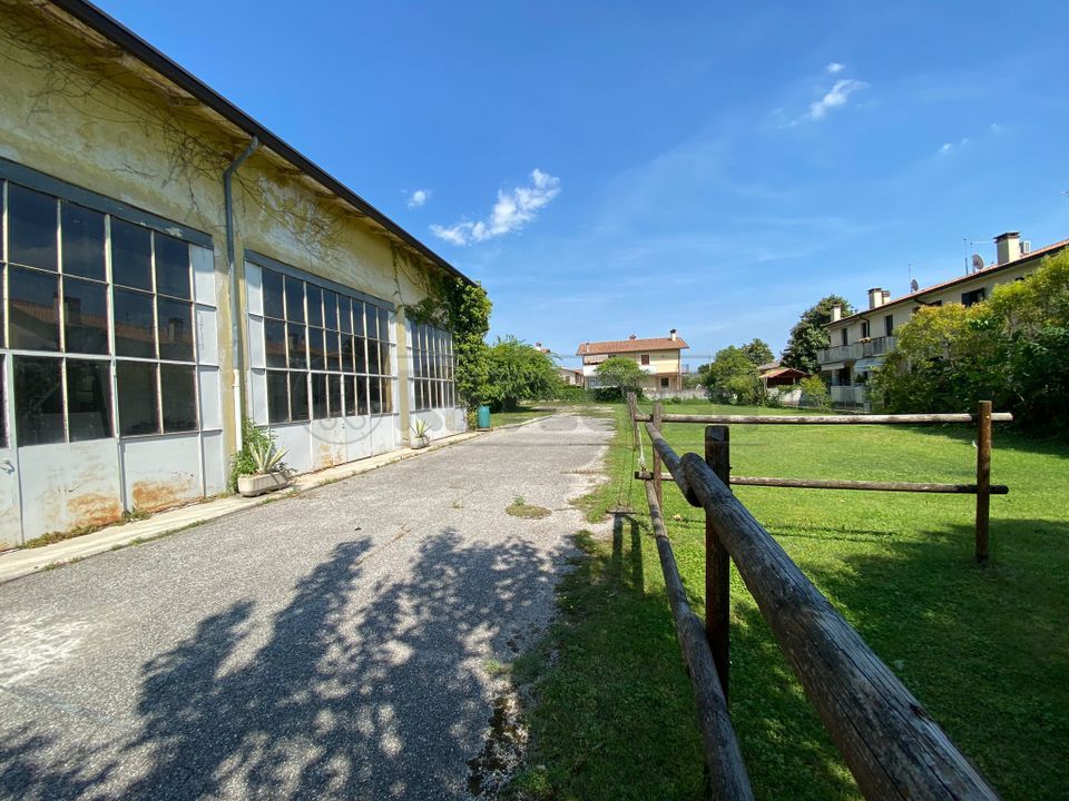 Erhvervsejendom i Vicenza, Vicenza - foto 4