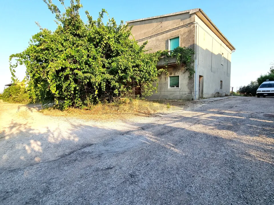 Villa i Pescara, Pescara - foto 1