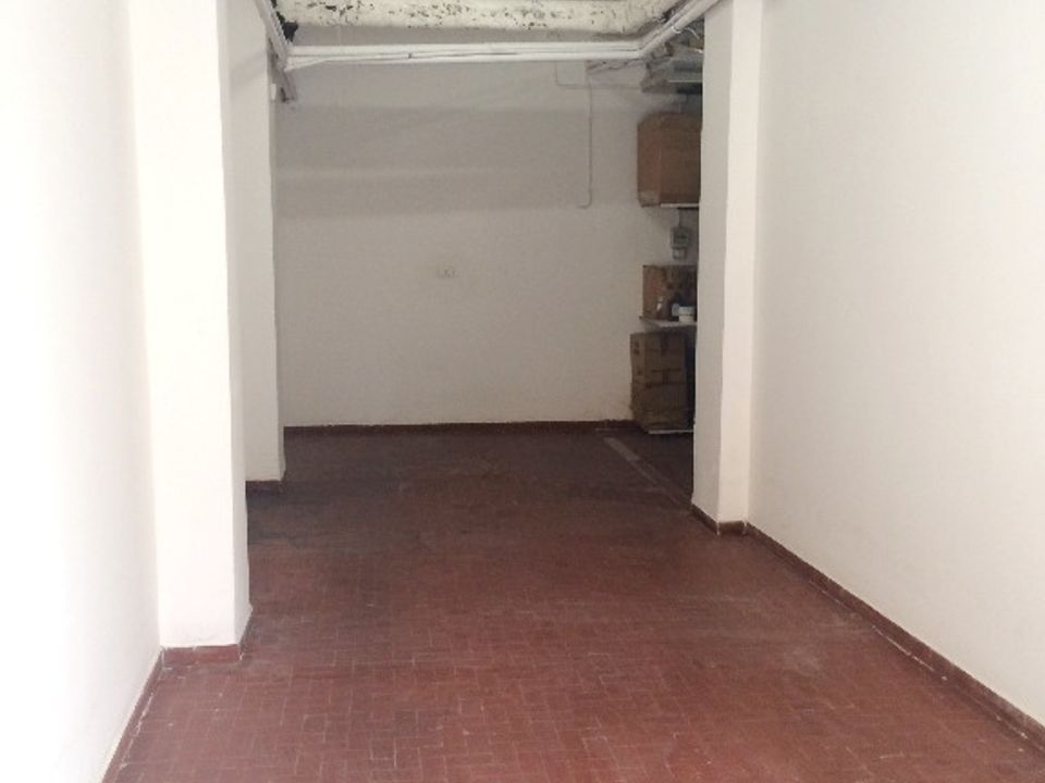 Garage i Pescara, Pescara - foto 1