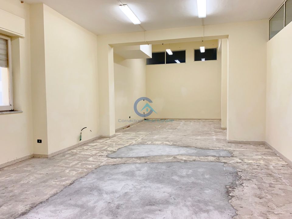 Erhvervsejendom i Catanzaro, Catanzaro - foto 5
