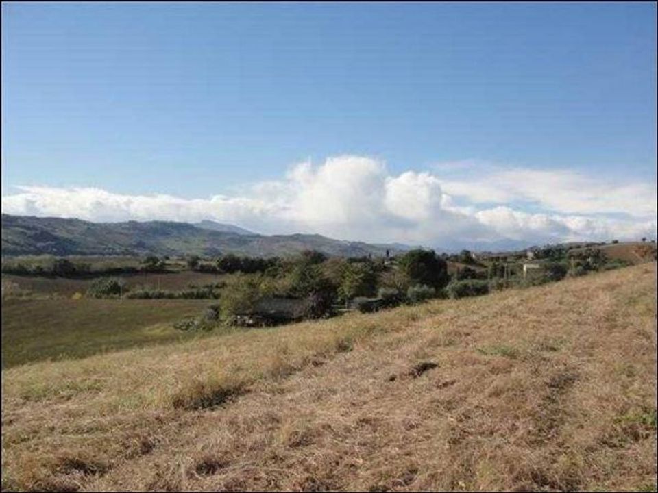 Erhvervsejendom i Castignano, Ascoli Piceno - foto 1