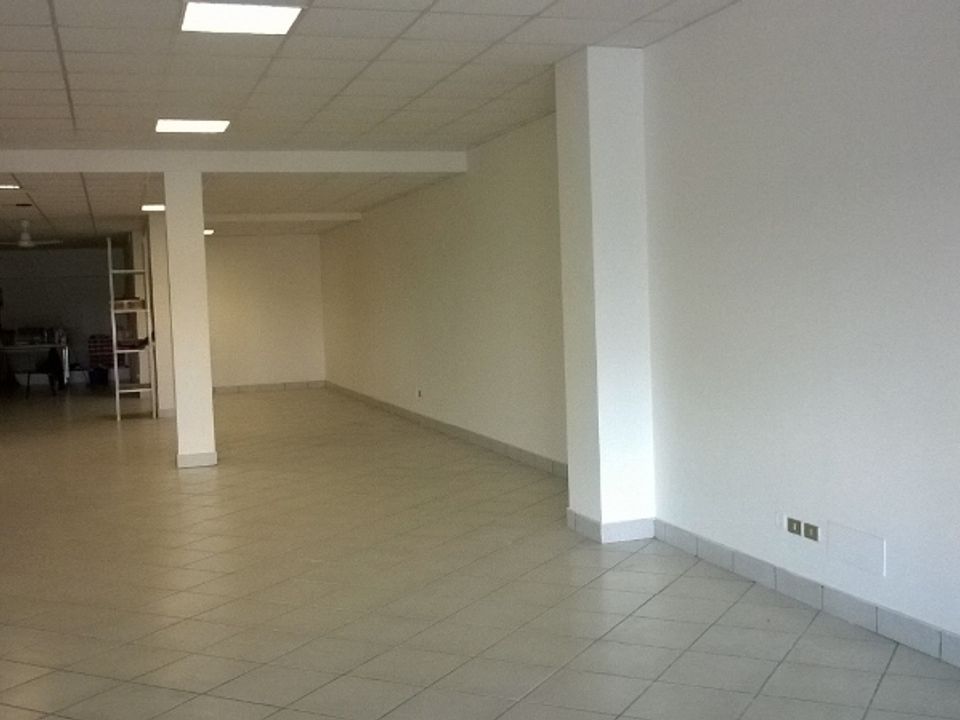 Propriedade comercial em Monteprandone, Ascoli Piceno - foto 4