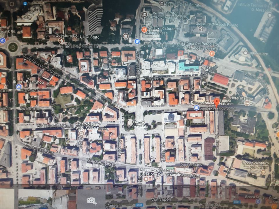 Erhvervsejendom i Ascoli Piceno, Ascoli Piceno - foto 1