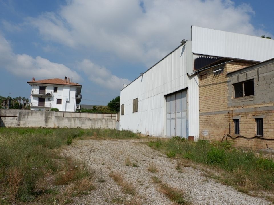 Erhvervsejendom i Colonnella, Teramo - foto 3