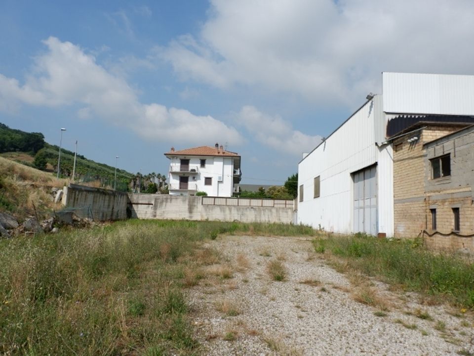Erhvervsejendom i Colonnella, Teramo - foto 4