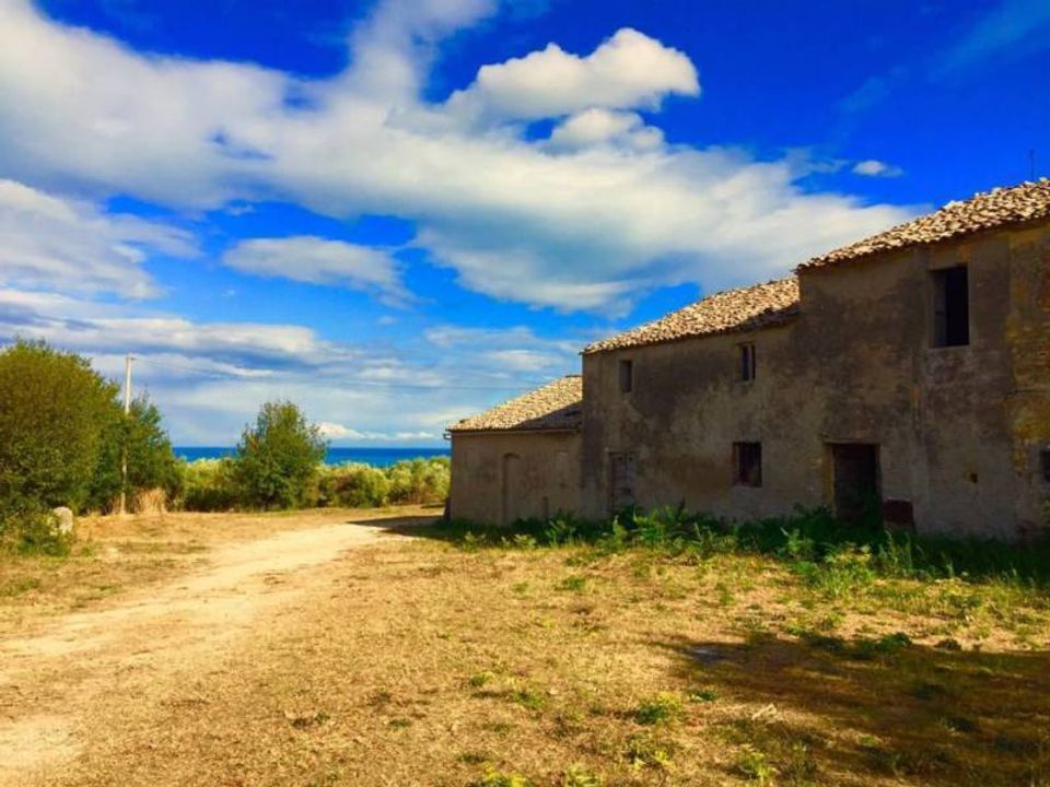 Villa i Cupra Marittima, Ascoli Piceno - foto 1