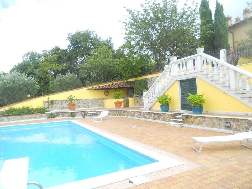 Villa i Castelnuovo Magra, La Spezia - foto 1