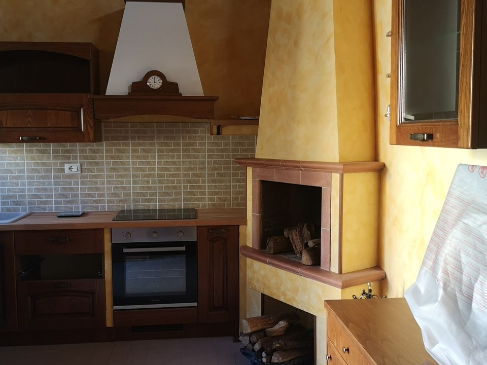 Byhus i Carrara, Massa and Carrara - foto 4