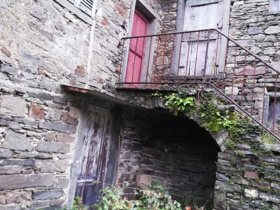 Byhus i Zeri, Massa and Carrara - foto 1
