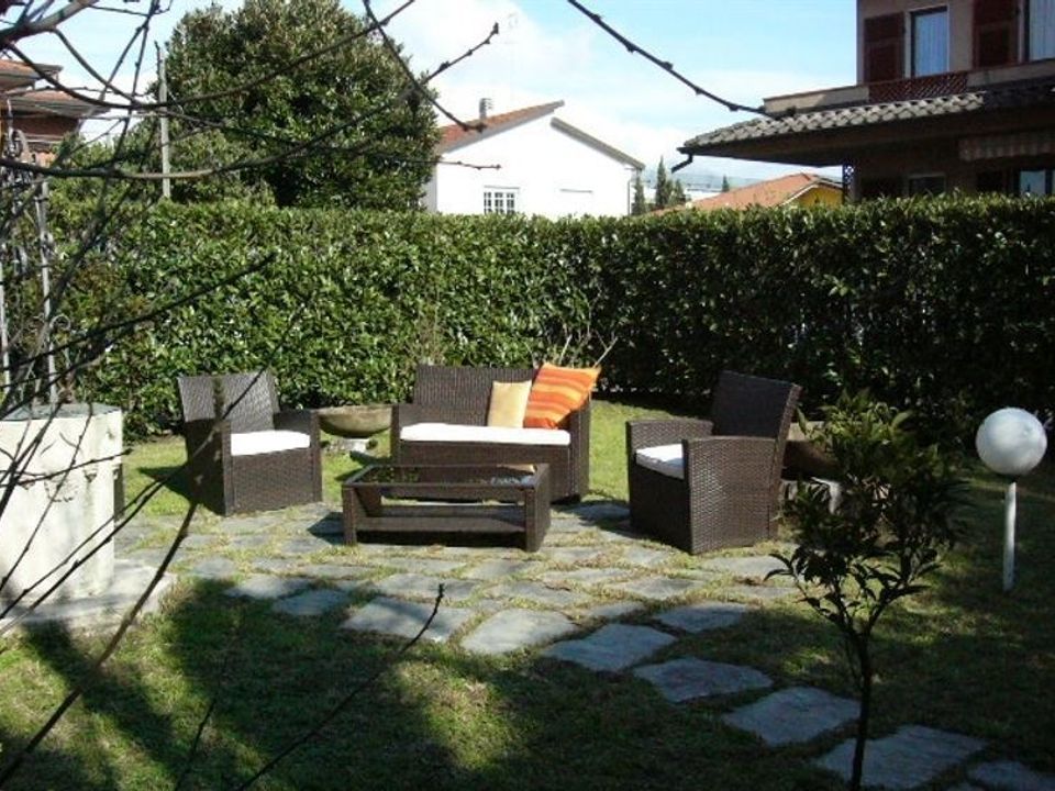 Lejlighed i Carrara, Massa and Carrara - foto 1