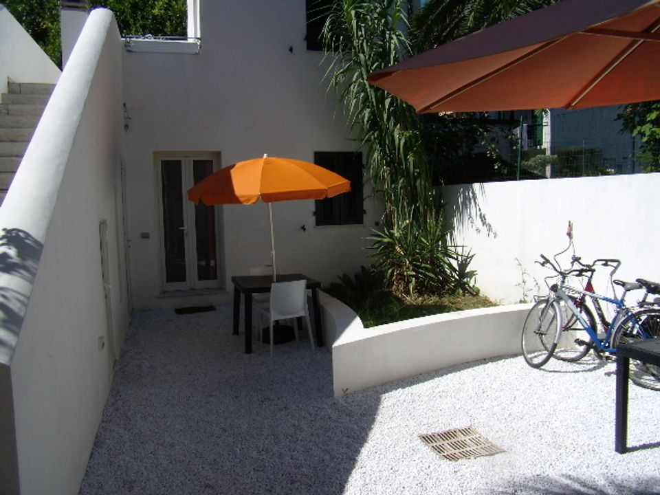 Byhus i Carrara, Massa and Carrara - foto 1