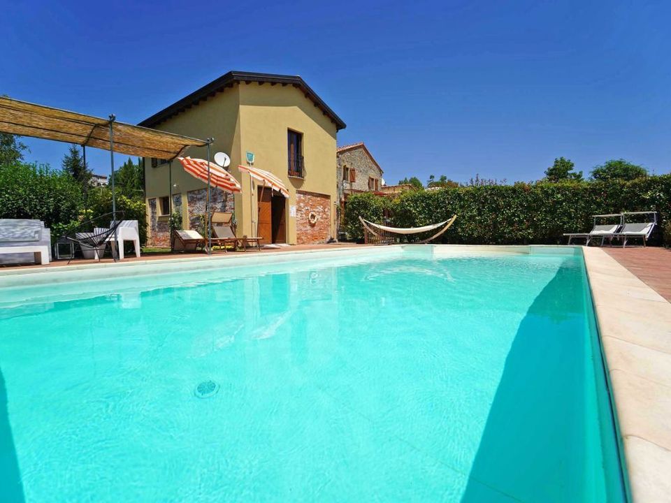 Villa i Aulla, Massa and Carrara - foto 1