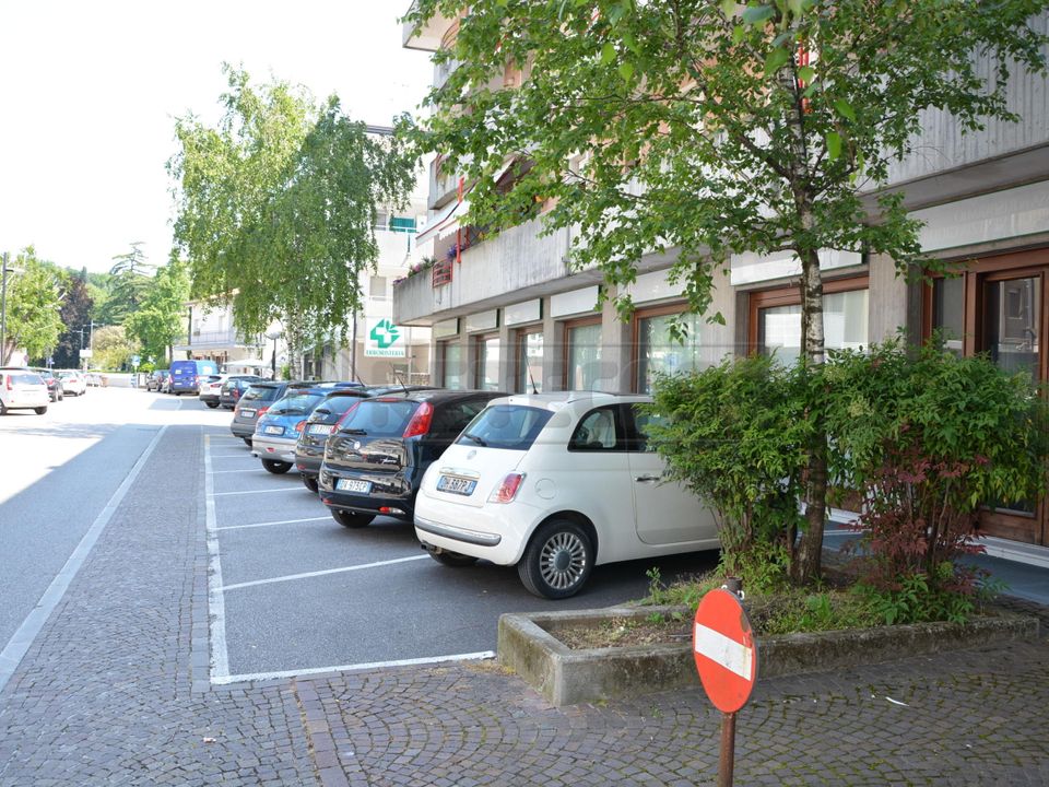Erhvervsejendom i Manzano, Udine - foto 4