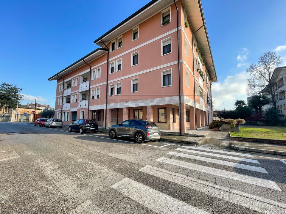 Erhvervsejendom i Palmanova, Udine - foto 2