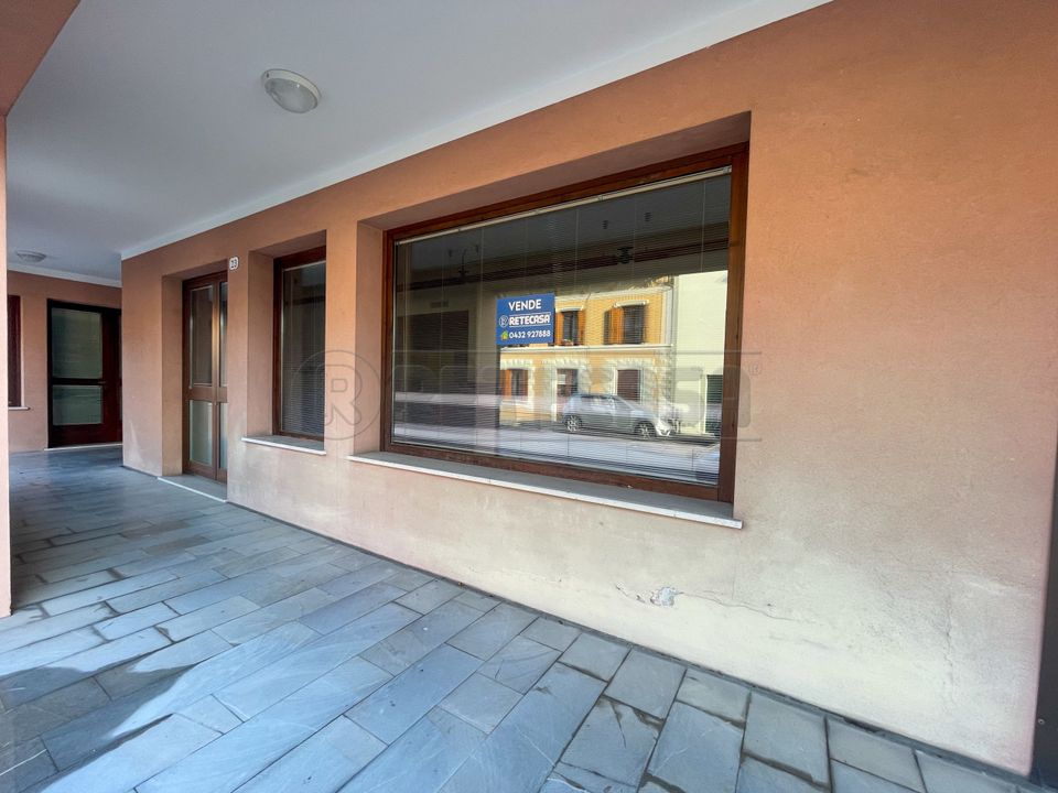 Erhvervsejendom i Palmanova, Udine - foto 3
