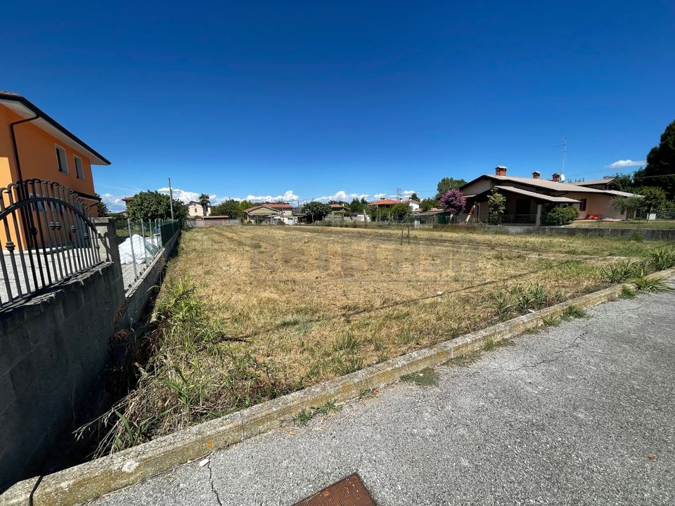 Helårsgrund i Torviscosa, Udine - foto 1