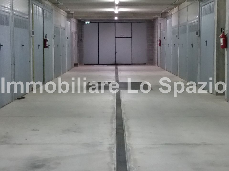 Garage i Andora, Savona - foto 3