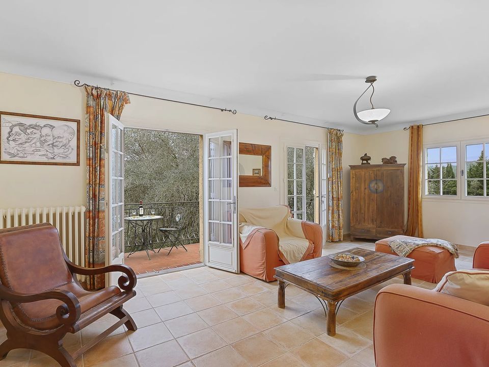 Villa a Mougins, Alpes-Maritimes - foto 1