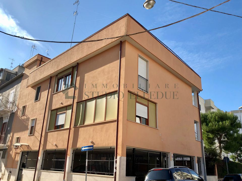 Villa i Bari, Bari - foto 1