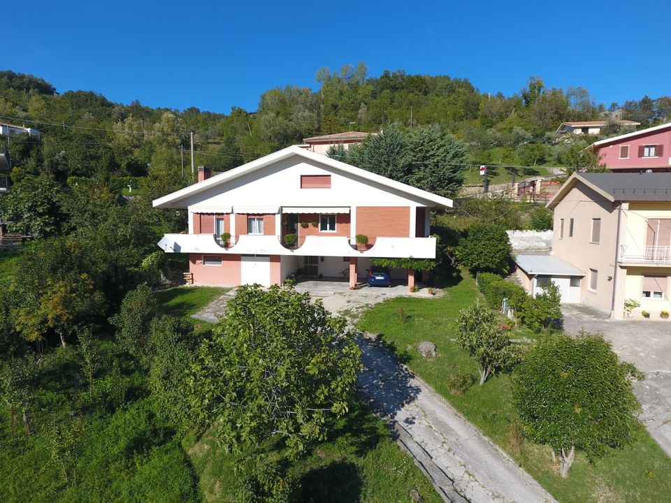 Villa a Farindola, Pescara - foto 1
