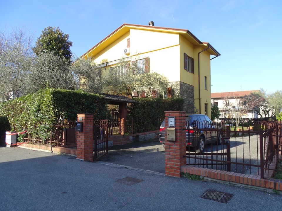 Casa de pueblo en Sarzana, La Spezia - foto 1