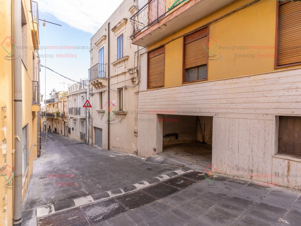 Garage i Melilli, Siracusa - foto 1