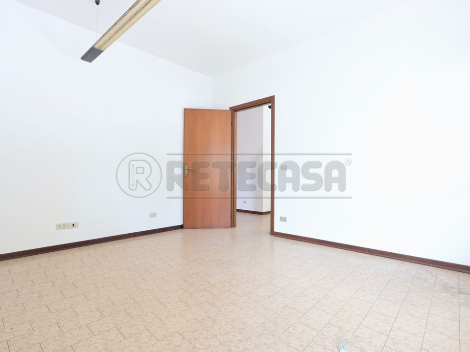 Erhvervsejendom i Castegnero, Vicenza - foto 3