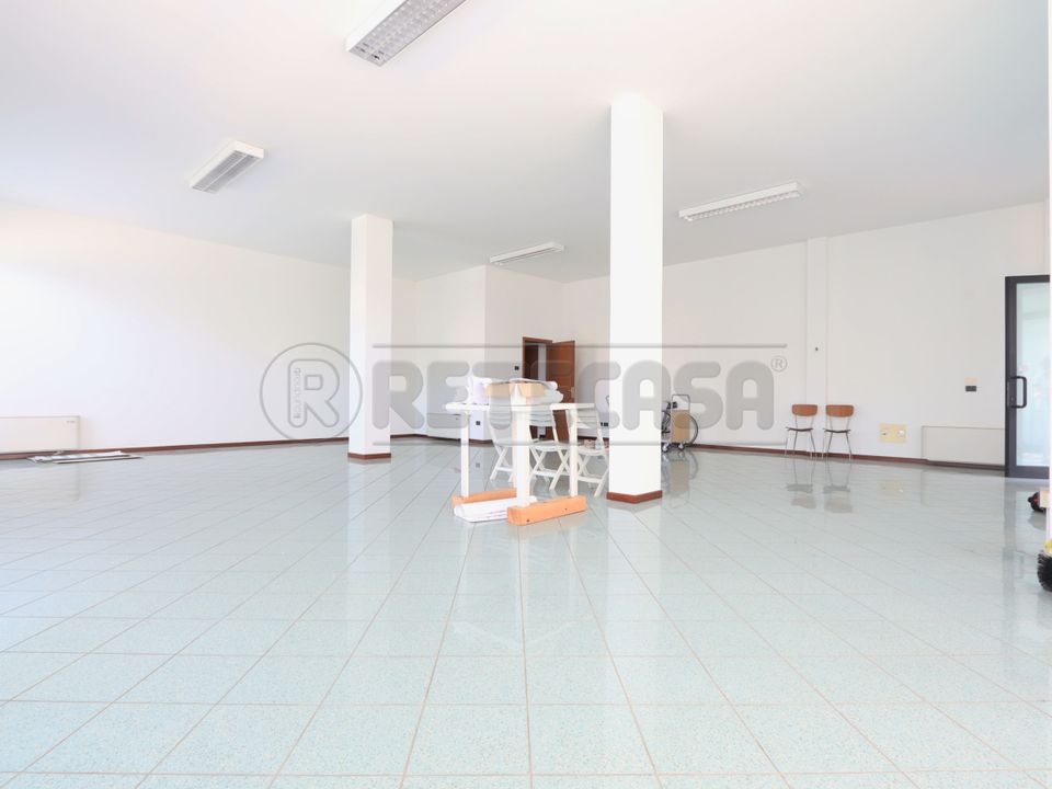 Erhvervsejendom i Longare, Vicenza - foto 2