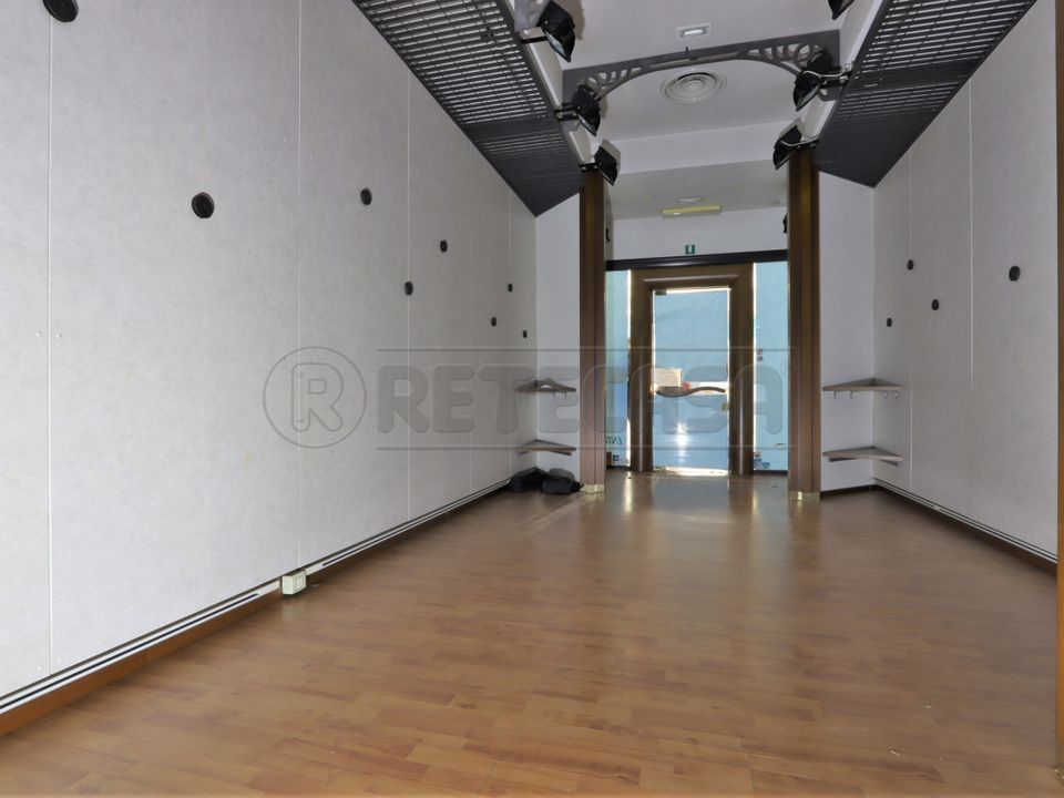 Erhvervsejendom i Torri di Quartesolo, Vicenza - foto 4