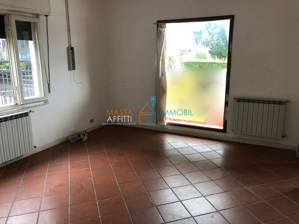Erhvervsejendom i Massa, Massa and Carrara - foto 4