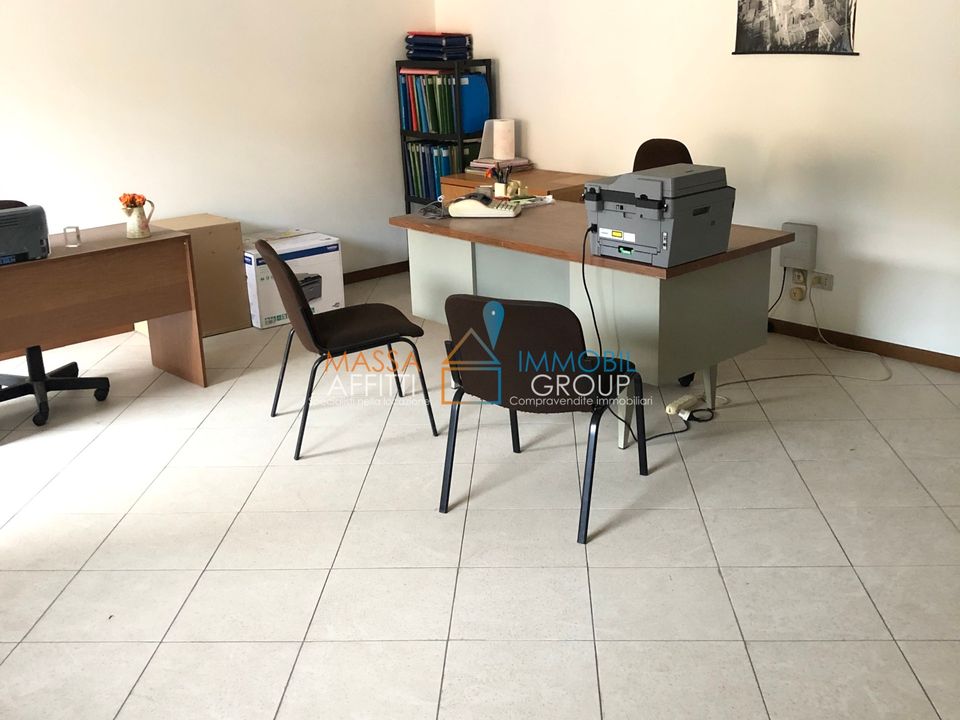 Erhvervsejendom i Montignoso, Massa and Carrara - foto 3