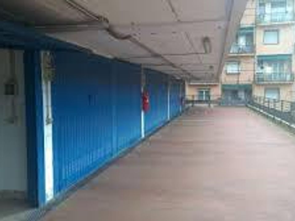 Garage i Genoa, Genoa - foto 1